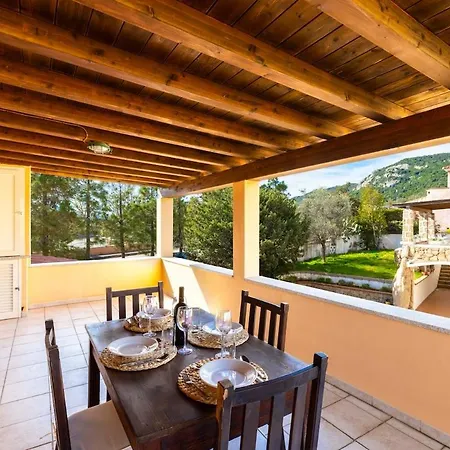 Brezza D'amore - With Verandas, 400m From The Sea Cannigione